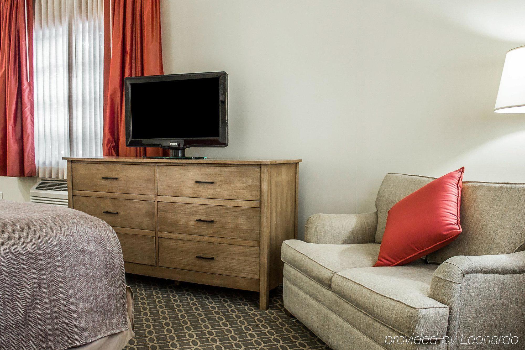 The Westport Inn, An Ascend Hotel Collection Member Екстериор снимка