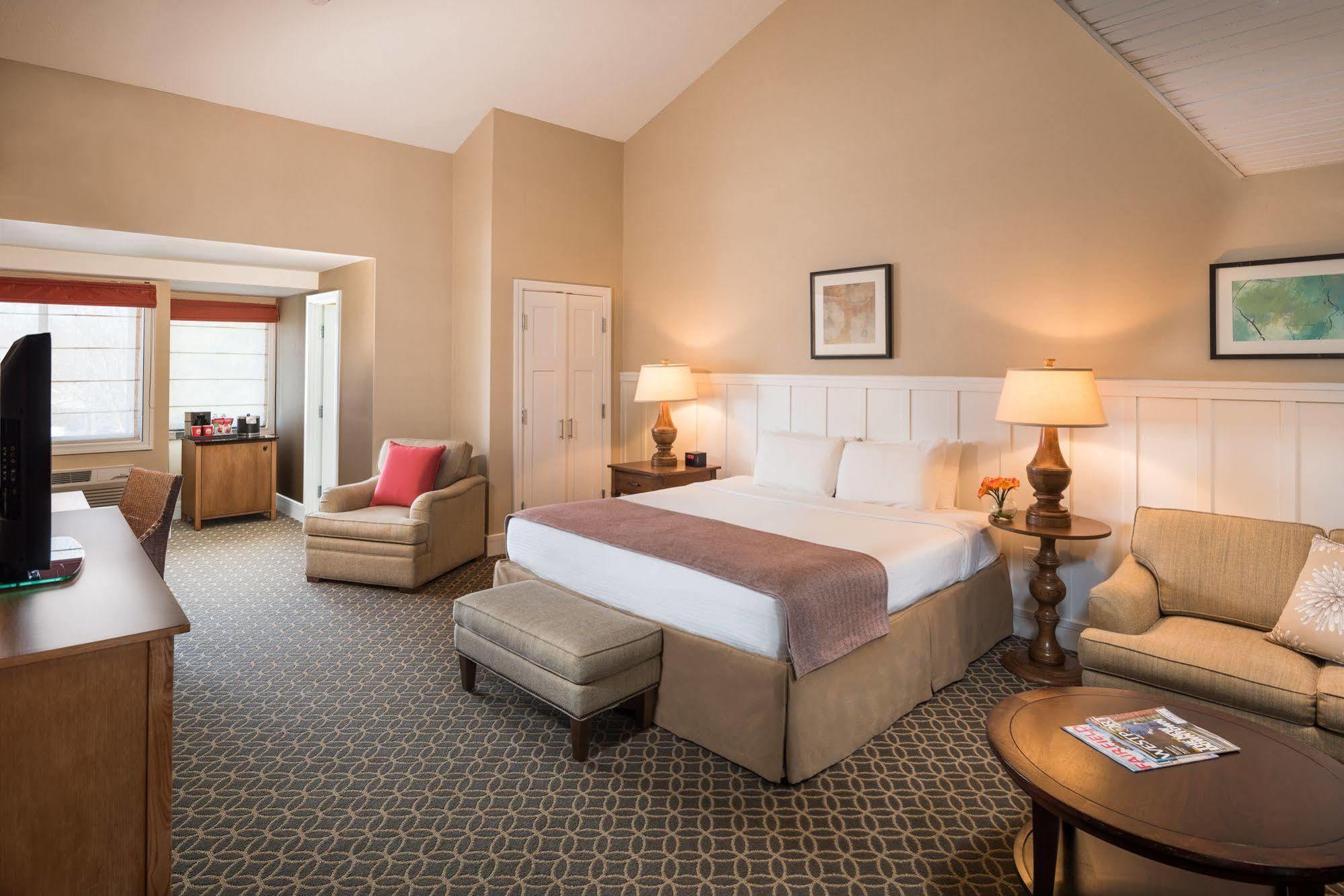 The Westport Inn, An Ascend Hotel Collection Member Екстериор снимка