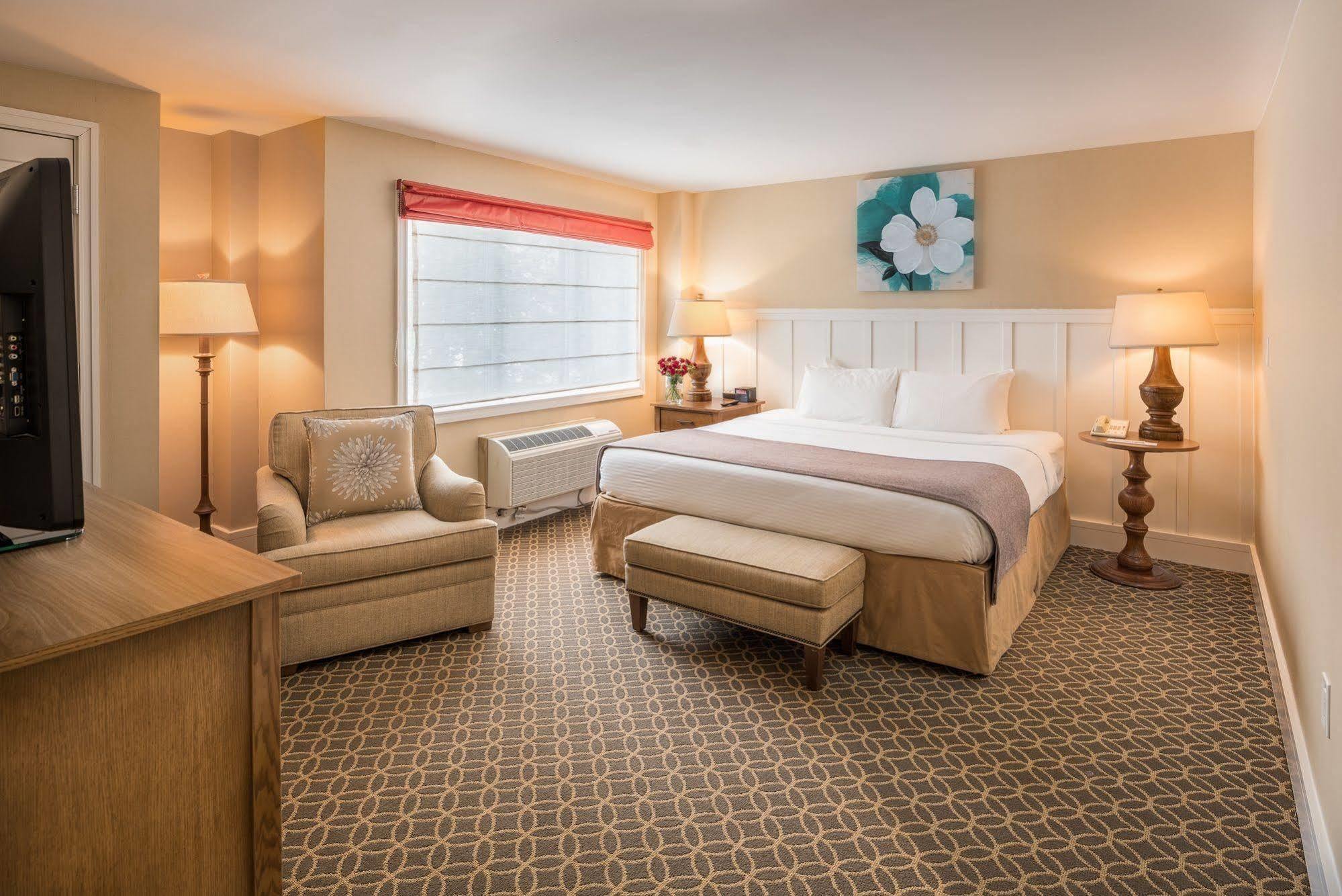 The Westport Inn, An Ascend Hotel Collection Member Екстериор снимка